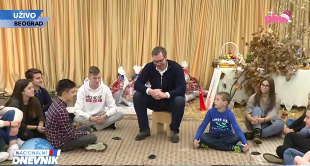 Devojčica predsedniku Vučiću uputila neočekivano pitanje, a njegov odgovor im je svima dugo držao pažnju