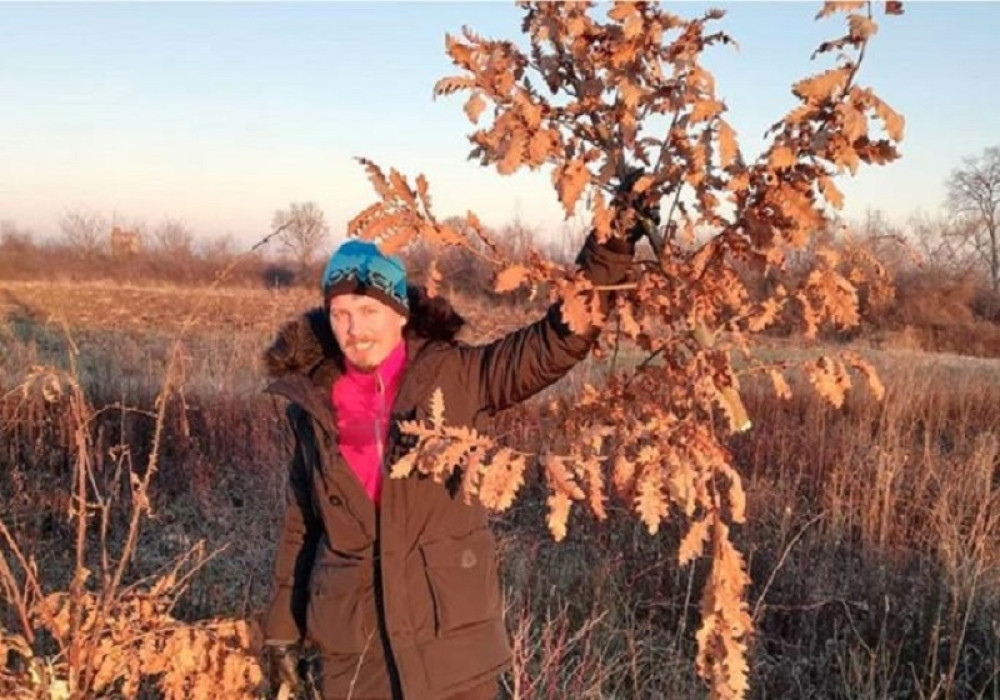 Dinča s prvim zracima sunca otišao po badnjak, a onda proslavio kao pravi Srbin