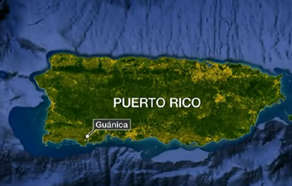 Ostrvljani preplašeni, klizišta svuda, stene se odvaljuju i padaju po putevima. Kablovi iskidani, kuće i zgrade pred urušavanjem! (VIDEO)