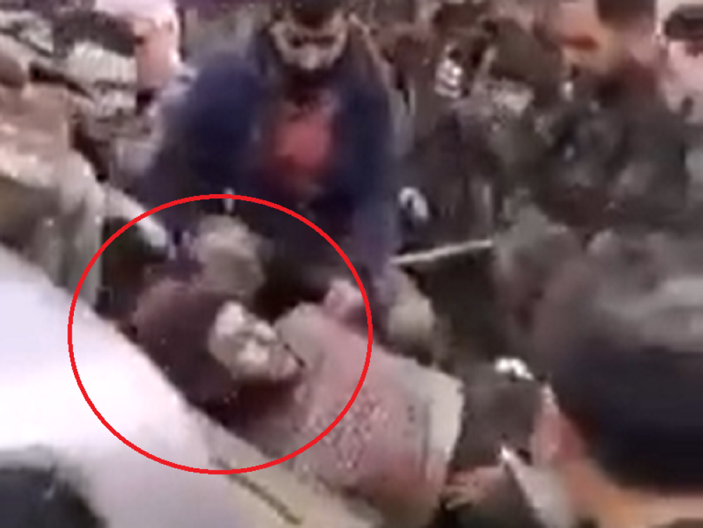 Okoreli džihadista pao u ruke elitnoj Prvoj Asadovoj diviziji! (UZNEMIRUJUĆI VIDEO)