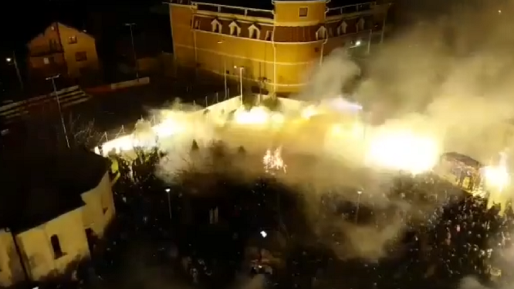 Počela proslava Badnje večeri i Božića u Hramu Svetog Ilije, Srbi slave najveći praznik! (VIDEO)