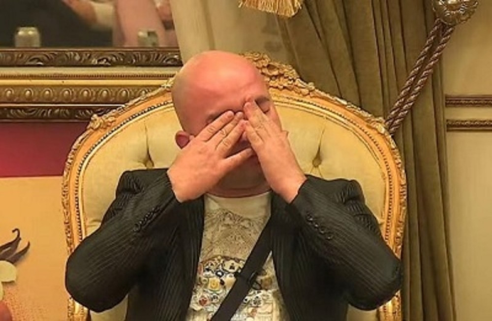 Udario u policijski auto i završio u zatvoru!