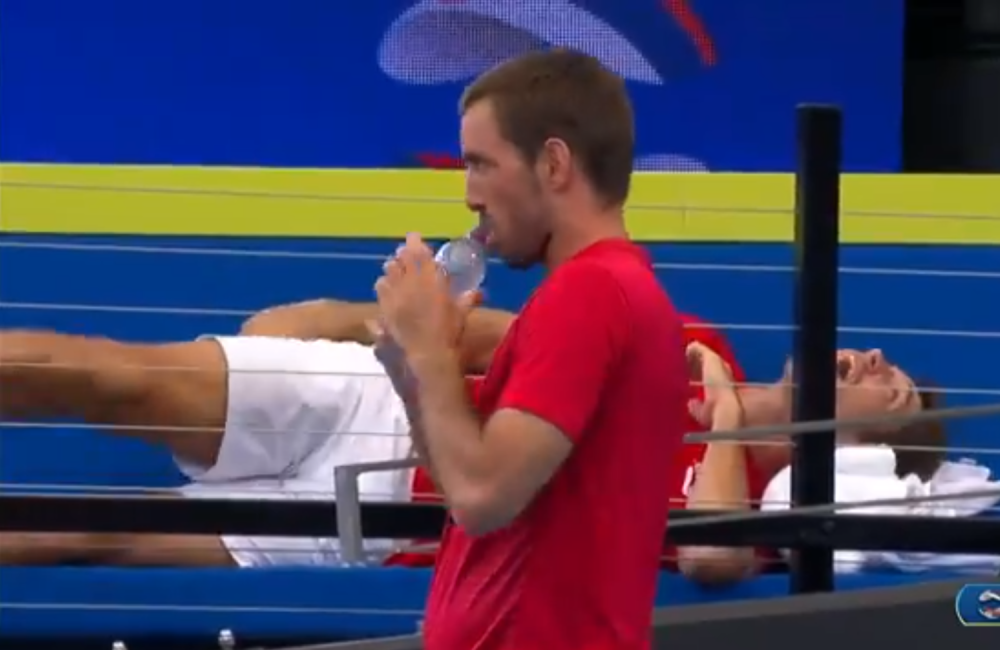 Lajović se previše opustio, a onda ga je Troicki neočekivano ohladio! Šta ti je iskustvo! (VIDEO)
