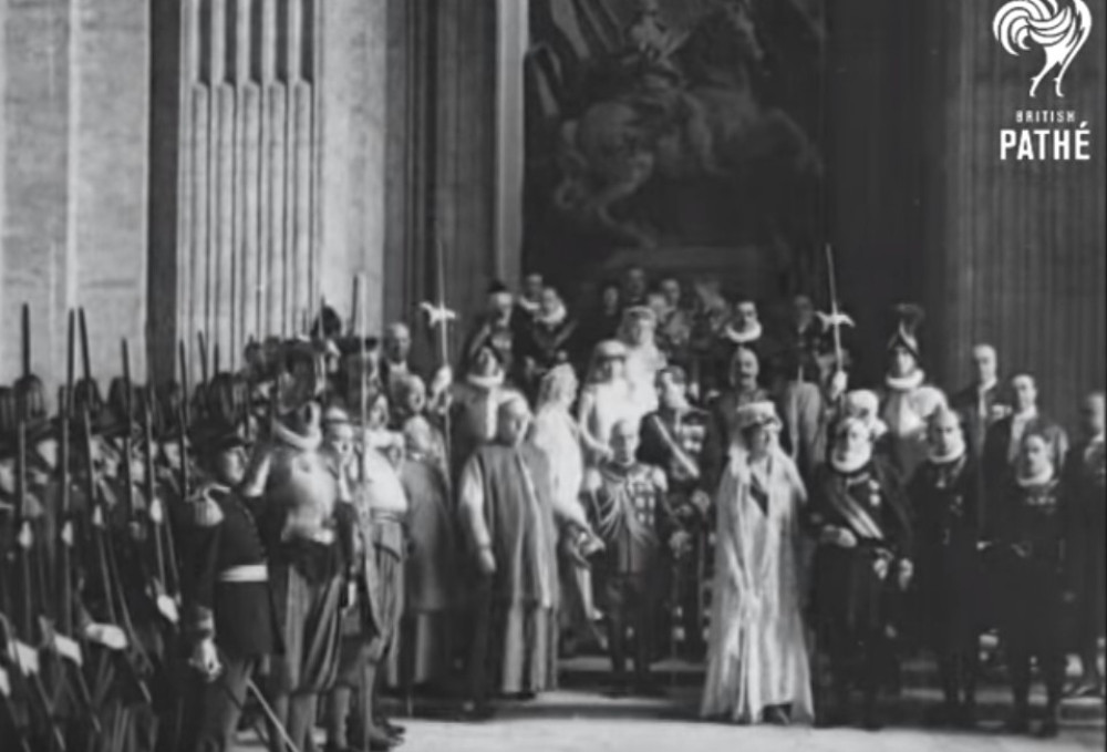 Promenila je veru i ime! Postala je kraljica Italije, Etiopije i Albanije! A, onda je od nacista jedva spasila živu glavu!