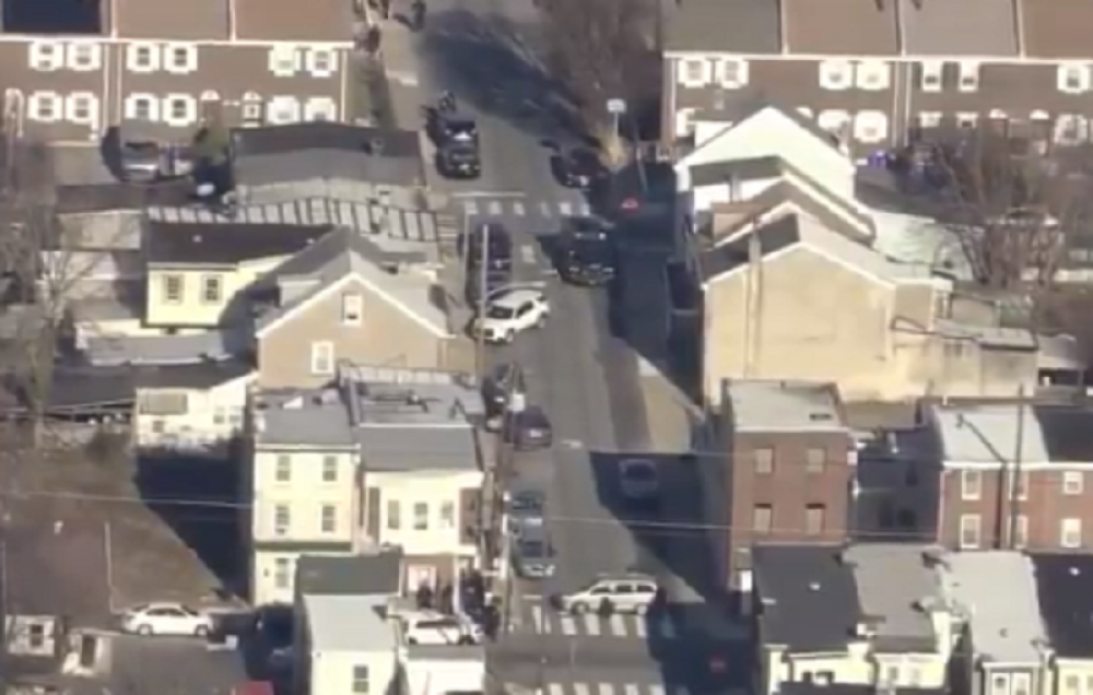 Policija opkolila oblast, specijalci se pregrupišu. Imaju posla sa ozbiljnim ekstremistom (VIDEO)