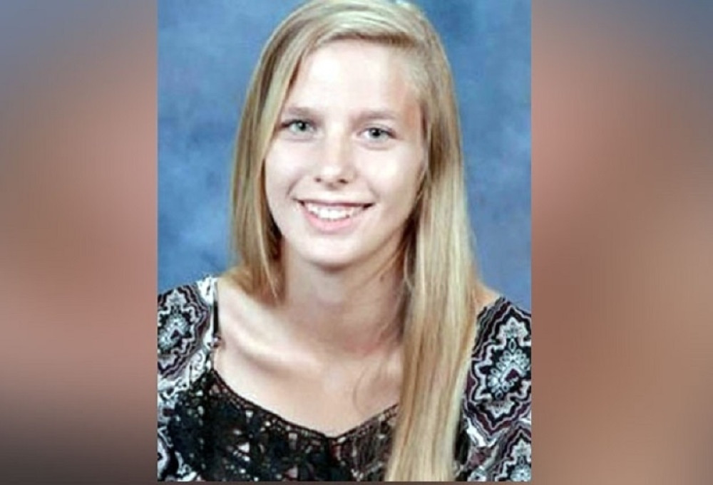 Momak (16) izbo nožem devojku (17) jer je odgađala abortus, a onda je maramom učinio ogavnu stvar