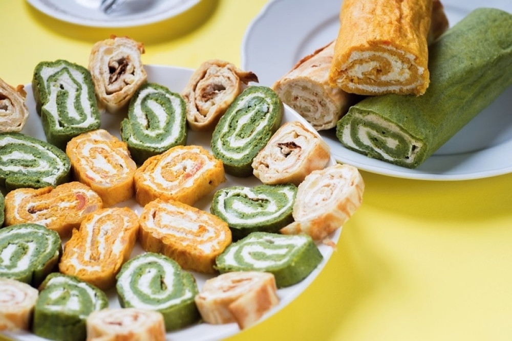 Slani rolat - za 20 minuta pripremite idealno predjelo za vašu proslavu! (RECEPT)