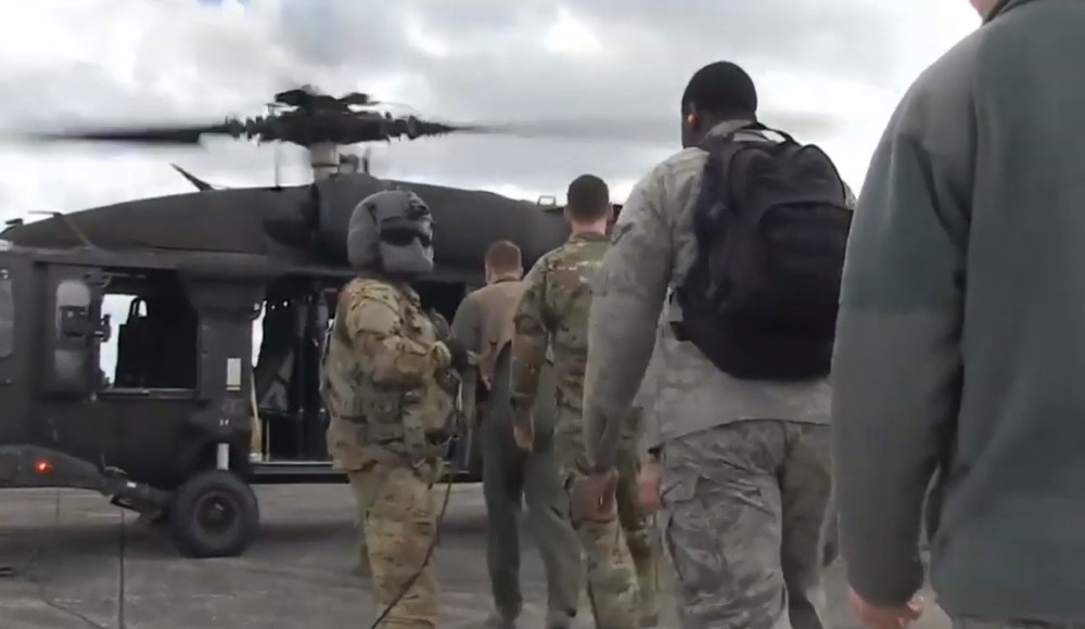 Blokirani svi izlazi, naoružani muškarac u pohodu