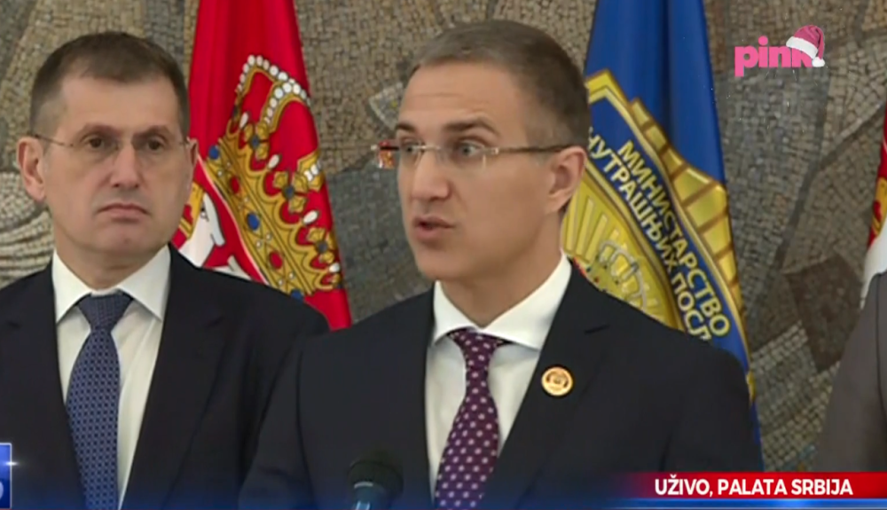 Da predsednik sutra kaže: "Nebojša, ne treba više da radiš taj posao", trebalo bi mi tri sekunde da podnesem ostavku