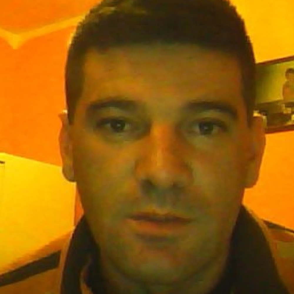 Kao mali ostao je bez ruke! Radnik Elektrodistribucije pretučen dok je očitavao struju!