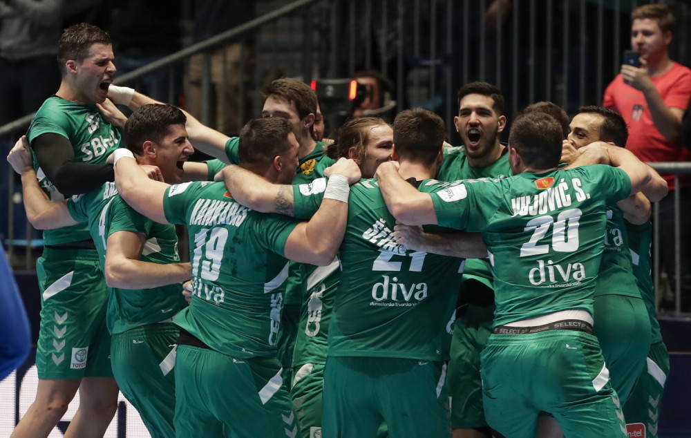 Pročitajte šta je rekao nakon niske provokacije (FOTO)