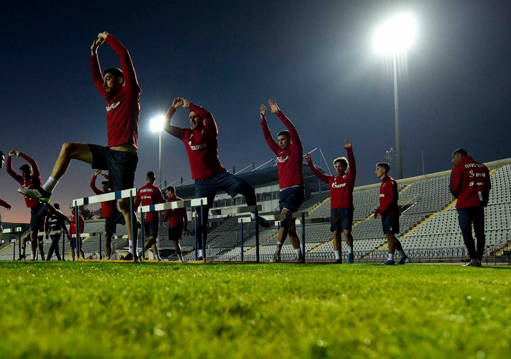 Najveće zimsko pojačanje Zvezde stiglo na potpis ugovora! (FOTO)