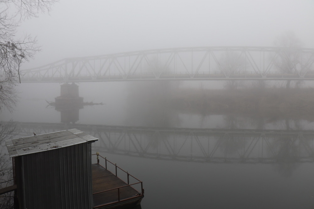 Crni sneg pada u Beogradu (VIDEO)