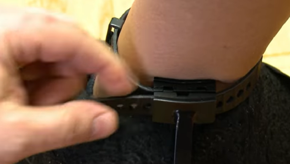 Proklinje dan kada su mu je stavili. Žali za životom u zatvoru, otkriva i zašto