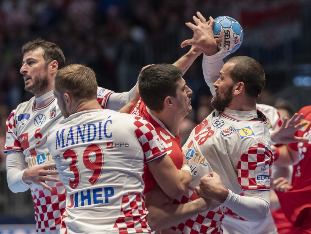 Srbija bez pobede, komšije u polufinalu EP, veliko ime našeg rukometa zna zašto!