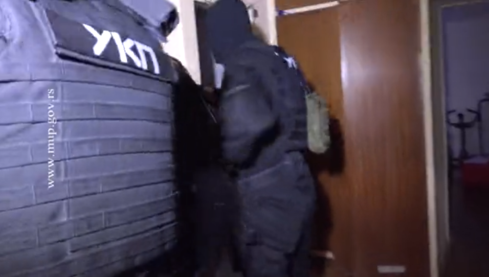 Šta se krije iza hapšenja seks-mafije! Kako su poznati krili identitet!