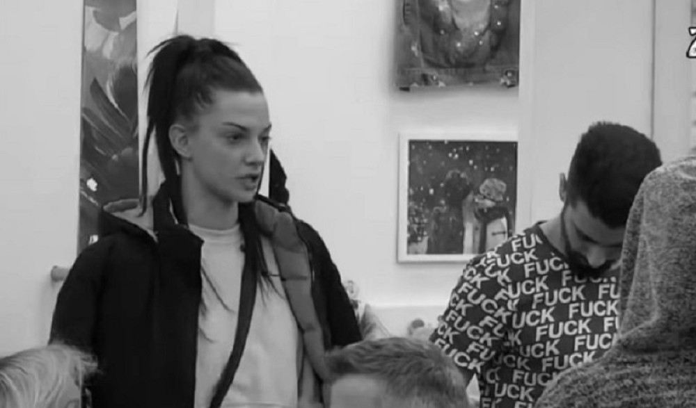 Tara u suzama saopštila  da je izgubila najvažniju osobu u svom životu! U beloj kući zavladao muk