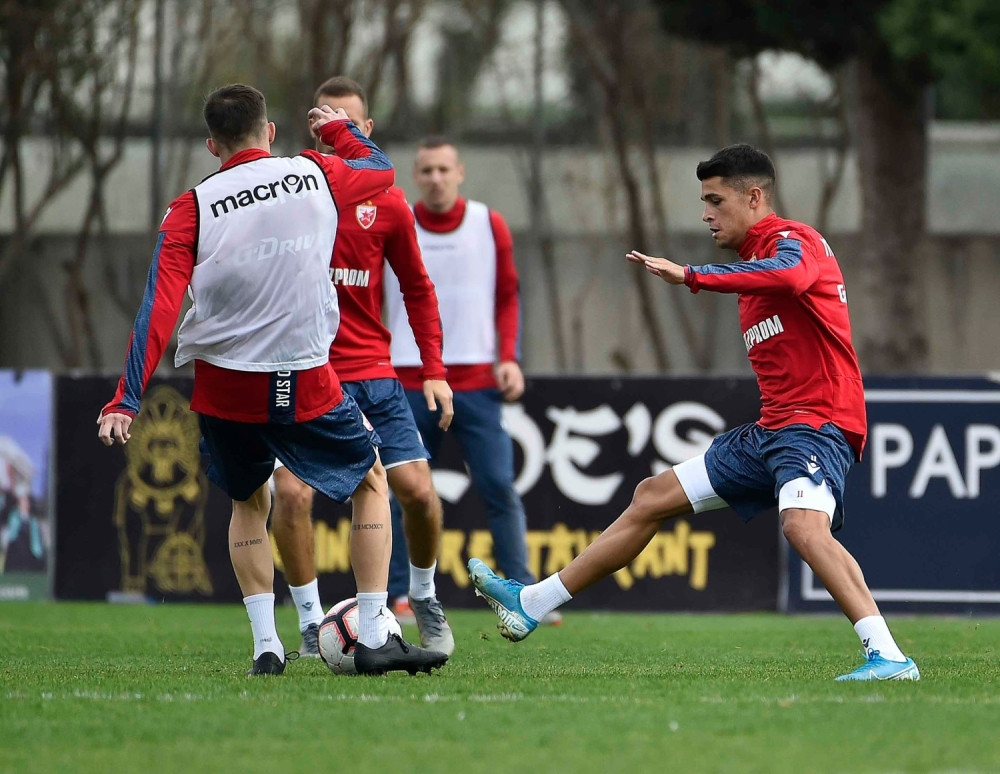 Zvezdin vezista za trenera Stankovića ima samo reči hvale