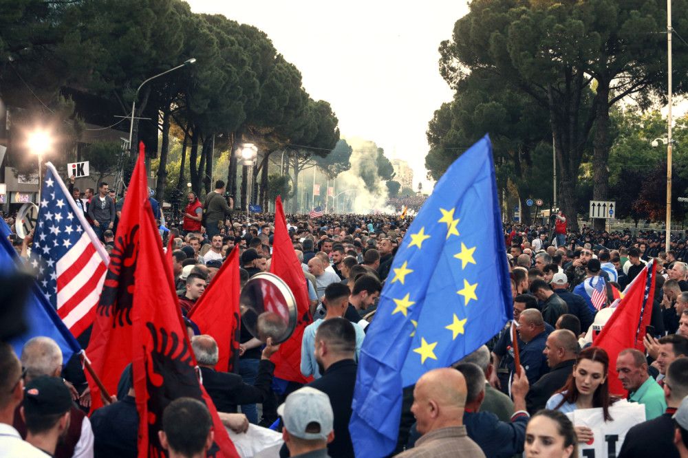 Bitići otkrio kako funkcionišu Priština i Tirana. Raspašće se sami od sebe!