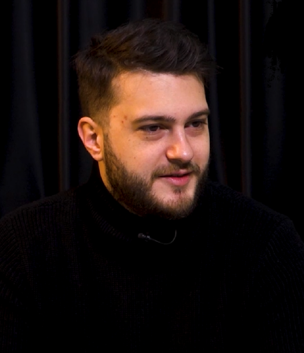 Lukijan se nije dao saterati u ćošak, izdominirao pesmom, a onda vrisnuo na "Boga"!