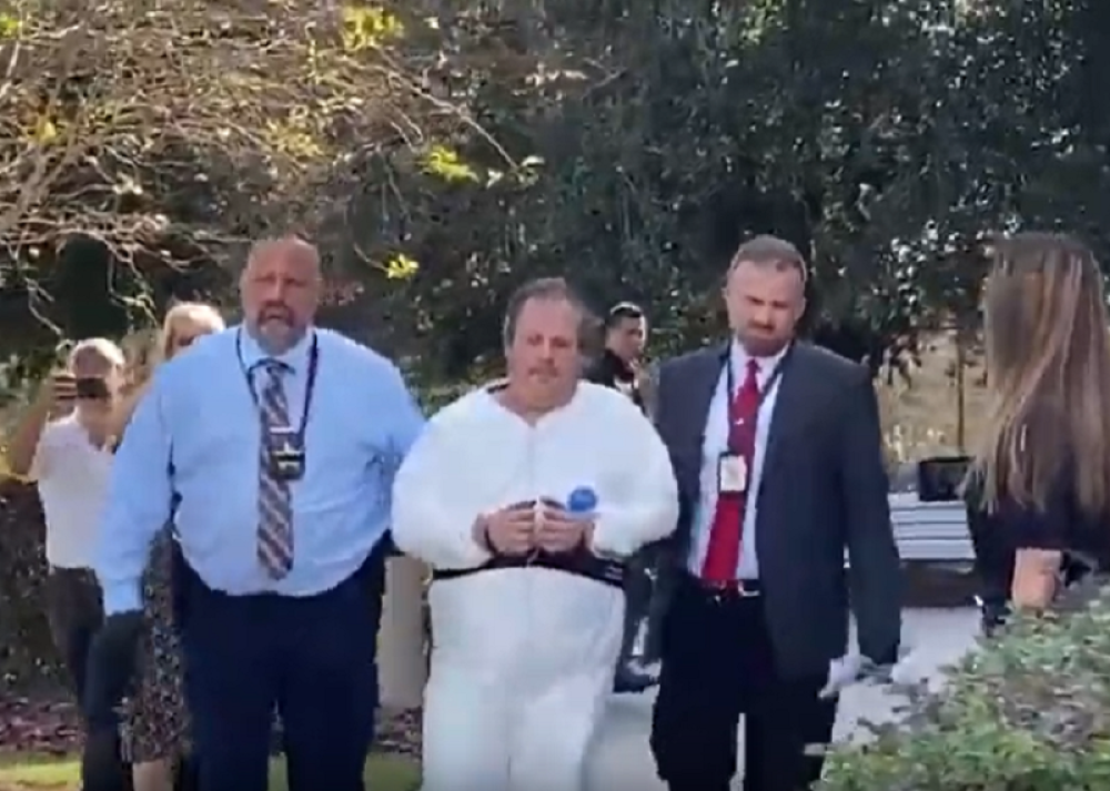 Rođaci slali poruke podrške i zabrinutosti, on sve vreme činio gnusnu stvar! (VIDEO)