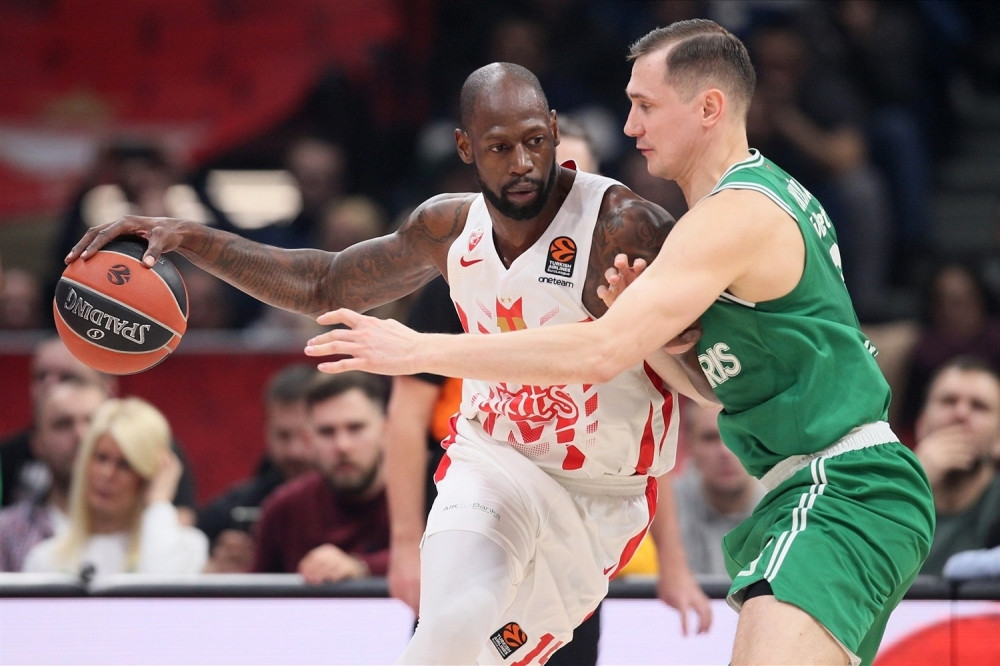 Igrači Zvezde i Partizana oduševljavaju Evropu svojim potezima (FOTO/VIDEO)