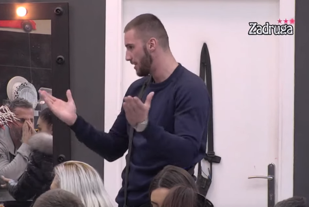 Malo ko zna da je zadrugar stao pred oltar sa jednom plavušom