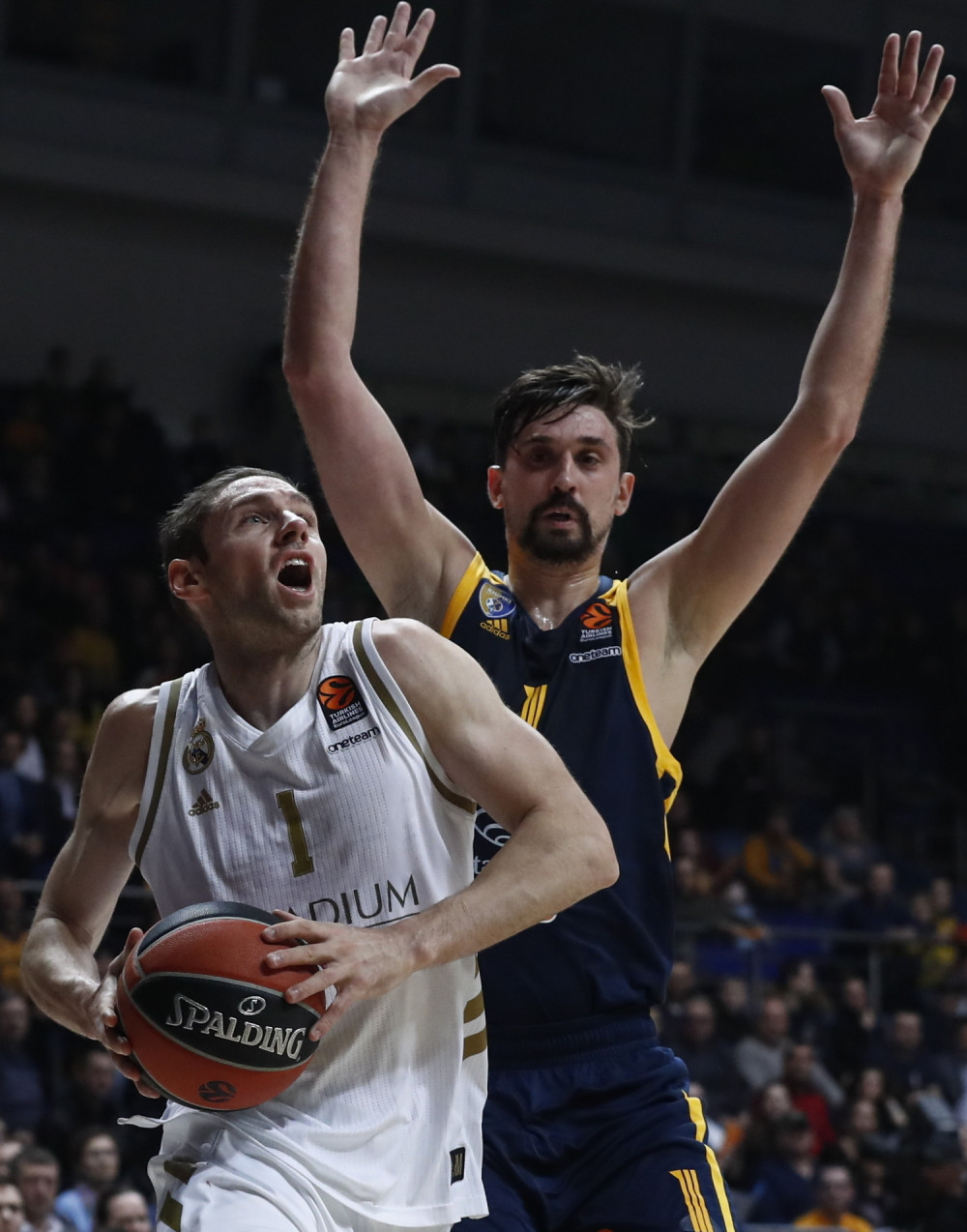 Himki sjajnom odbranom pobedio Real koji je lagano u padu forme (FOTO/VIDEO)