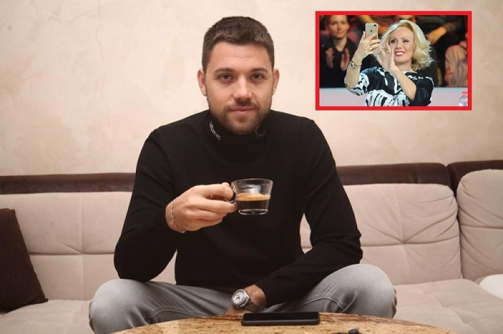 Stefan Živojinović pred kamerama pročitao poruku mame Brene, pa uzviknuo: "Keva..." (VIDEO)