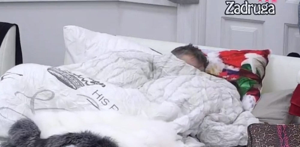 Dragana Mitar i Edis Fetić više ne mogu da se kontrolišu: Izveli vrelu akciju a misili da ih niko nije video! (VIDEO)