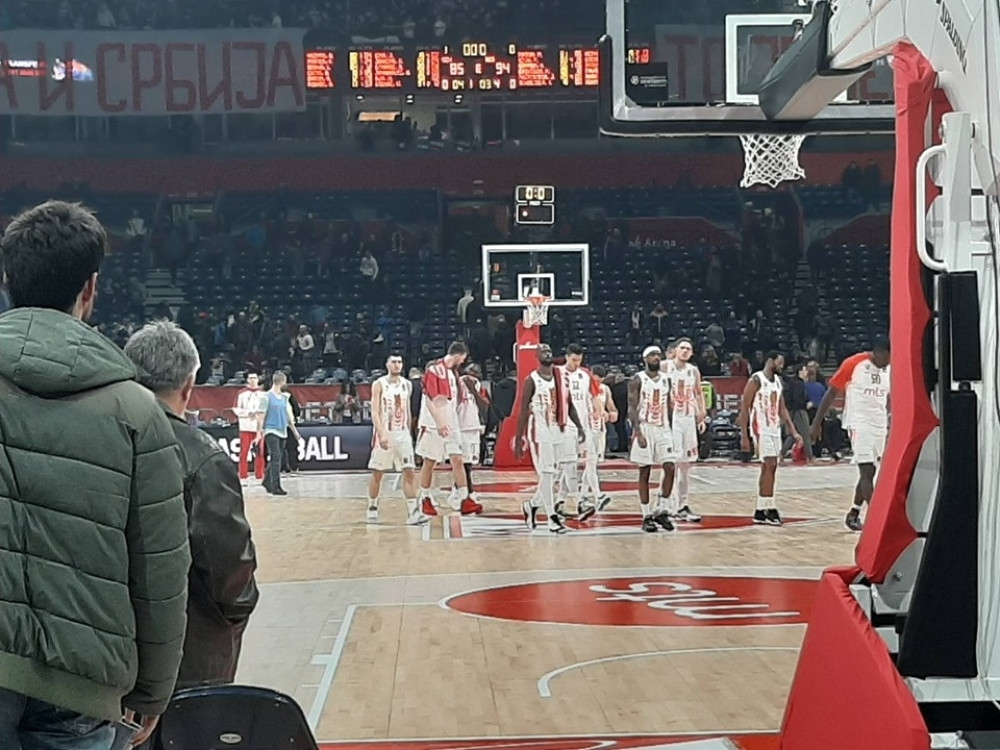 Alba izrešetala Zvezdu u Areni!