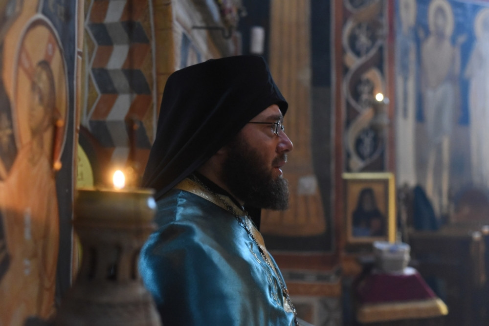 Dok virus hara deca se rađaju!