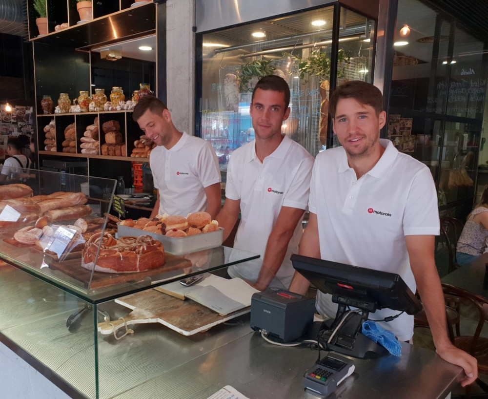U Australiji na doručku sa Lajovićem, Krajinovićem i Đereom (FOTO)