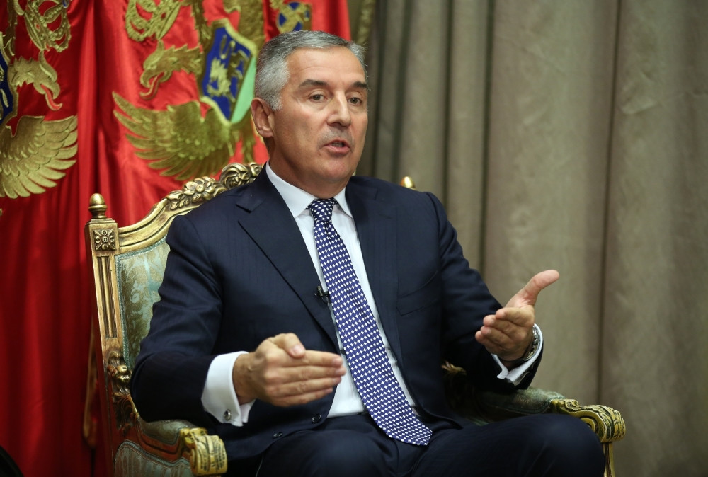 Milo zabranio Marića i Sarapu