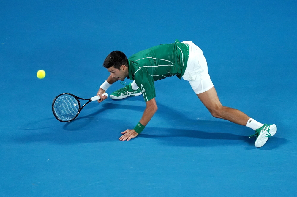 Đoković spektakularnim potezom podigao ceo stadion na noge (VIDEO)