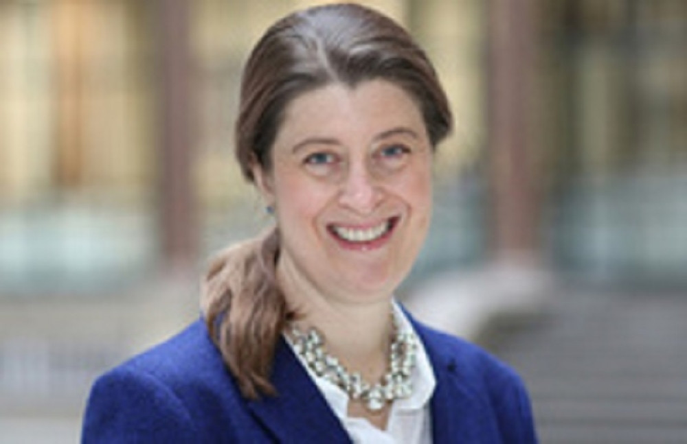 Ambasadorka stala uz Mila, sada počinje uništavanje Srba!