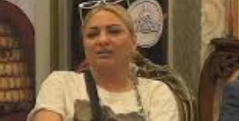 Majka učesnice Parova upala u vilu u Zemunu, htela da izvuče kćerku