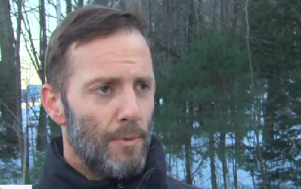 Kojot krenuo na njegovog sina, a on golim rukama na životinju (FOTO/VIDEO)