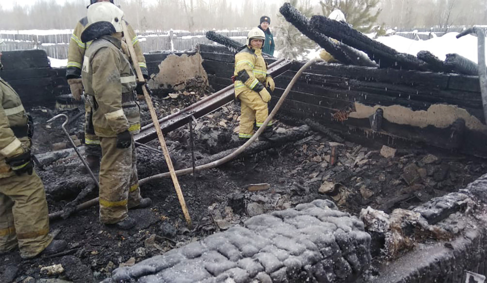 Spavali su u hostelu kada je odjeknula eksplozija. Pukla je cev, a onda je počeo horor