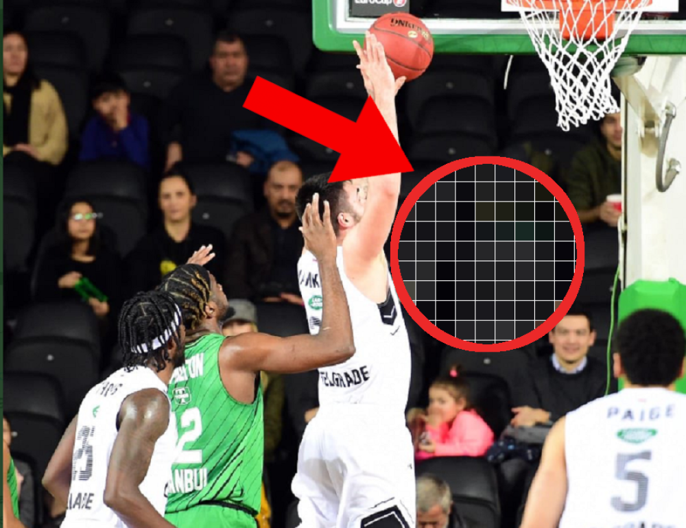 Simboli tzv. države Kosovo na tribinama, usred prenosa kamera uhvatila sramotu (FOTO)