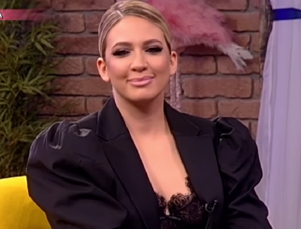 Milica Todorović je jedna od najplaćenijih pevačica na estradi, a njena rodna kuća još uvek nema fasadu!