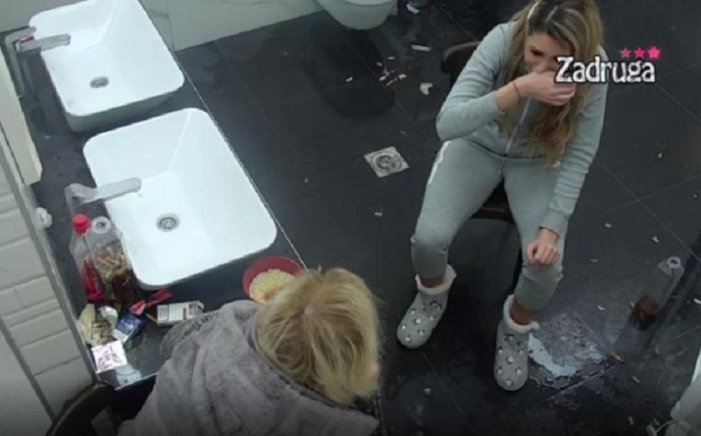 Iva Grgurić u suzama: "Mala ku*vica laže! Ona je jeftina d*oljica!"