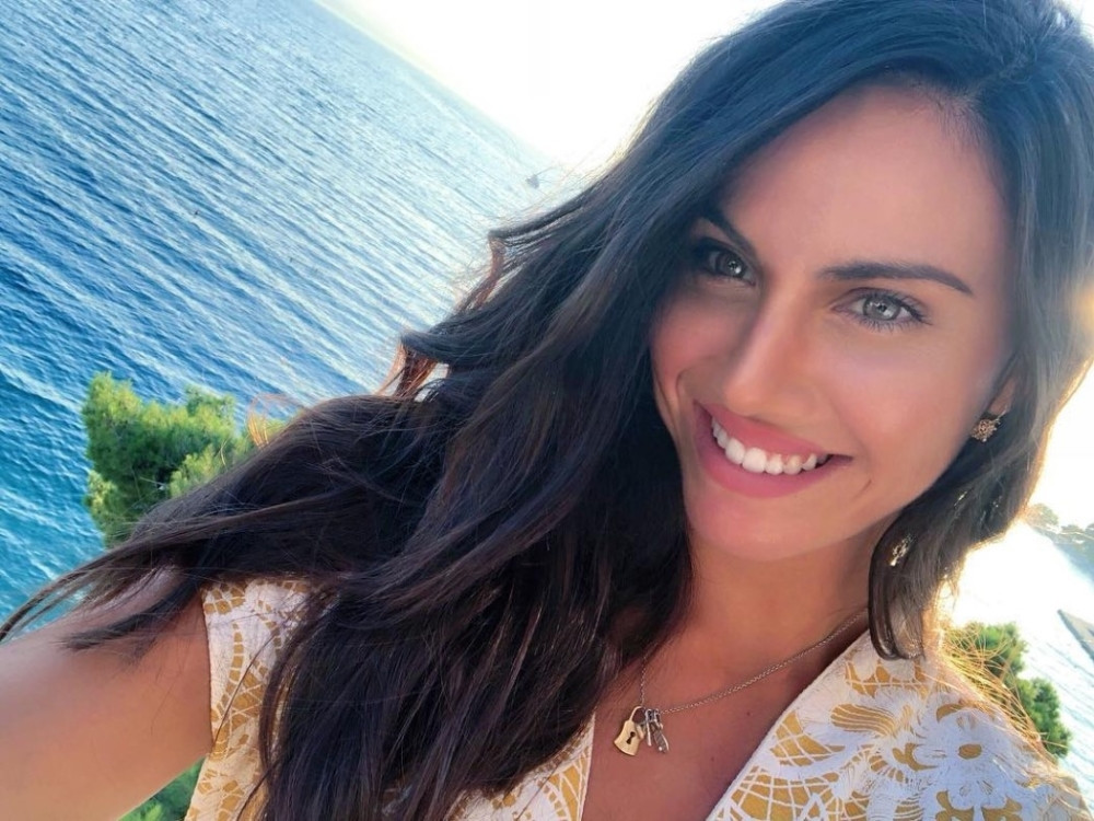 Ova lepotica je zapalila region odlukom da igra za Srbiju, otkrila šta joj se dopada kod Đokovića! (FOTO)