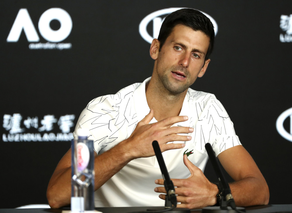 Đokovićeva drastična promena pred Australijan open, zbog nje izgleda odlučnije, kao da želi novu titulu, vidi mu se taj sjaj u očima! (FOTO)