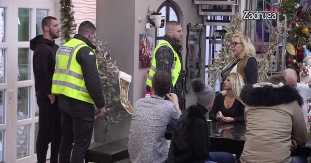 Zorica Marković poludela, obezbeđenje uletelo u Belu kuću: Usledila je žestoka kazna (VIDEO)