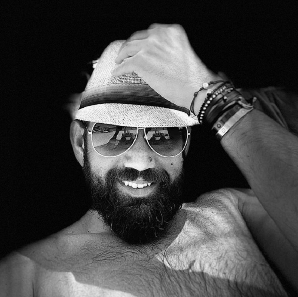 Bojan Karić totalno promenio ceo život naopačke: Sada mu zavide mnogi muškarci na liniji i izgledu! (FOTO)