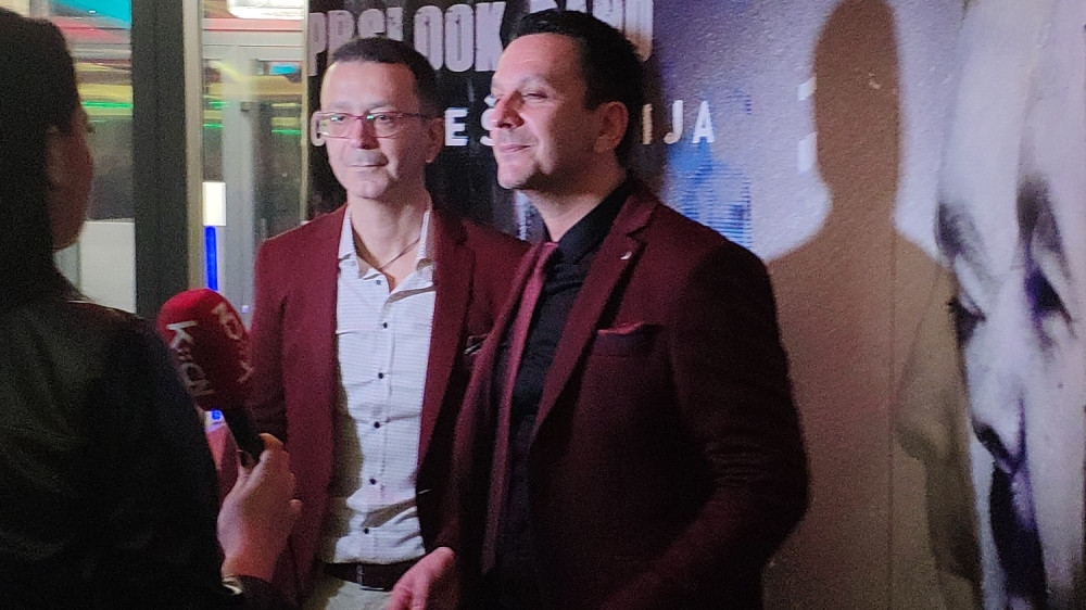 Prslook bend napravio promociju povratničkog album! (VIDEO)