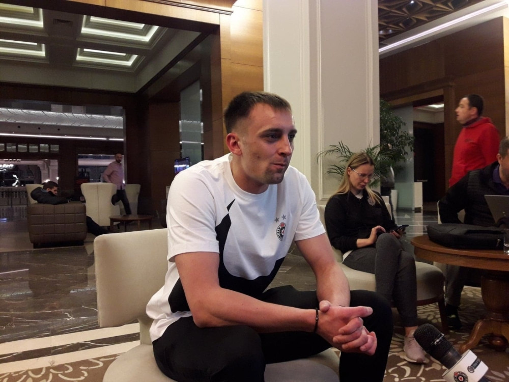 Partizanu se strpljenje isplatilo, Matić obukao crno-beli dres (FOTO/VIDEO)