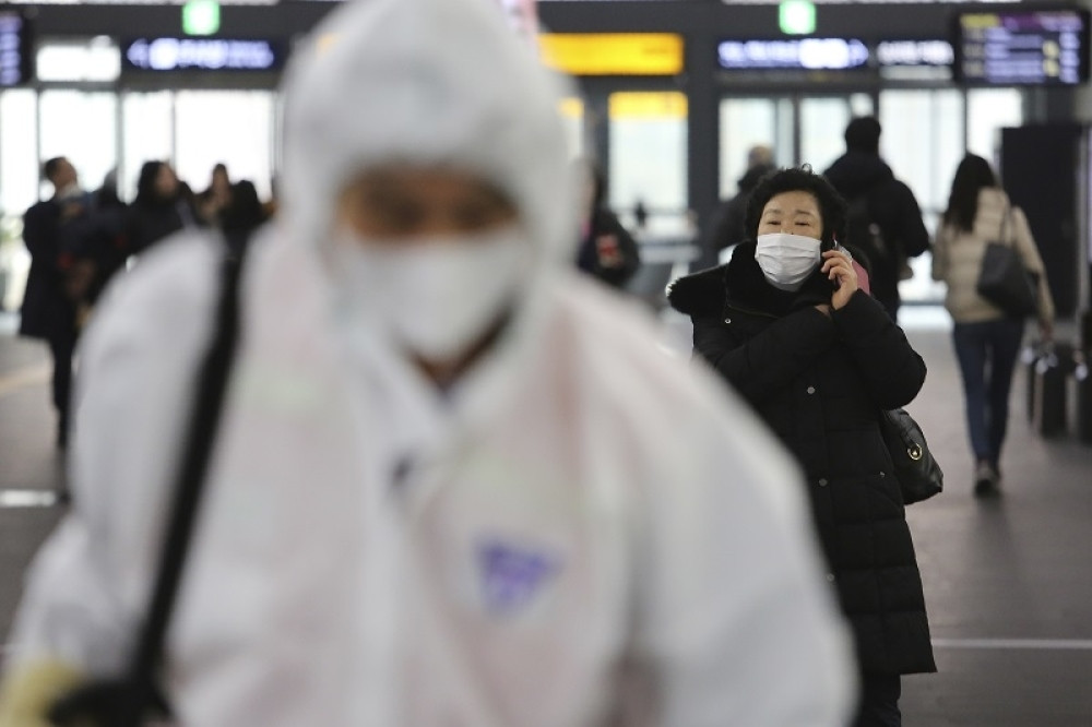 Smrtonosni koronavirus i grip imaju iste simptome