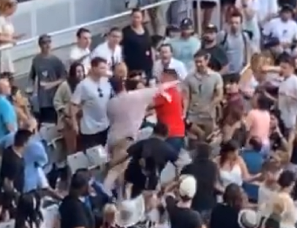 Užas u Melburnu! Brutalna tuča na Australijan openu, ovo se nikad ne dešava na teniskim turnirima! (VIDEO)